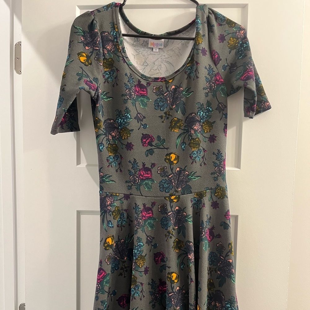 Lularoe unicorn ‘Nicole’ dress.